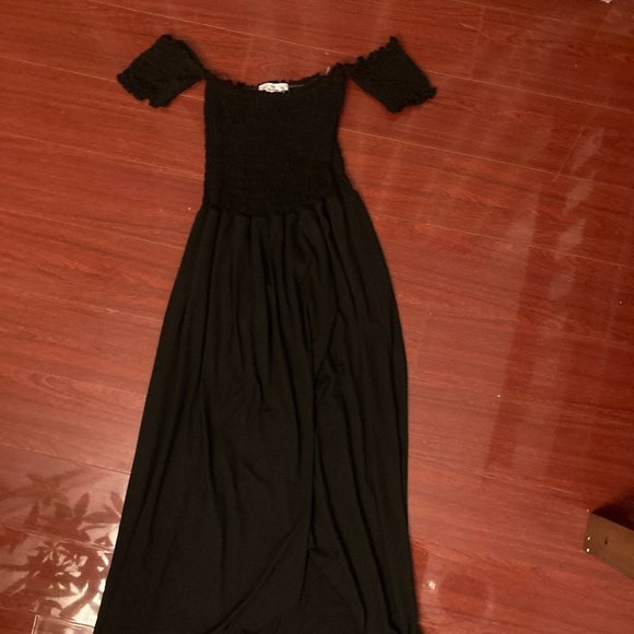 off shoulder black midi dress - Picture 4 of 4